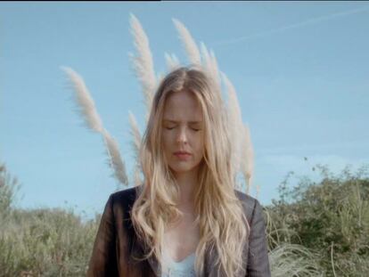 Segundo videoclip de 'La distancia adecuada', una de las nuevas canciones de Christina Rosenvinge