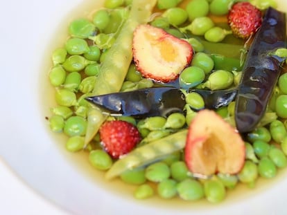 Imagen de un plato vegano en el restaurante de Ricard Camarena, con dos Estrellas Michelin.