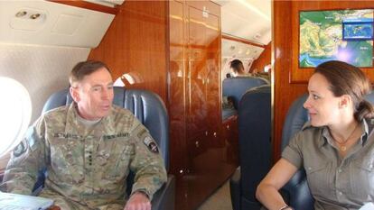 Paula Broadwell y David Petraeus. 