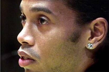 Ronaldinho, en su comparecencia, ayer.