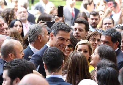 El presidente del Gobierno, Pedro Sánchez, durante un encuentro con ciudadanos españoles en México.