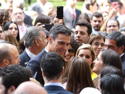 El presidente del Gobierno, Pedro Sánchez, durante un encuentro con ciudadanos españoles en México.