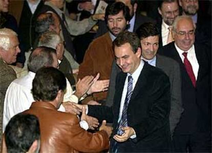 José Luis Rodríguez Zapatero, a su llegada ayer a la convención socialista sobre Desarrollo Rural, en Oviedo.