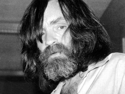 Charles Manson num centro de saúde de Vacaville, na Califórnia, em 10 de junho de 1981