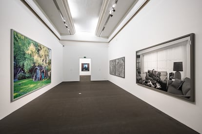 Imagen de la exposición 'Cuentos posibles', de Jeff Wall, en La Virreina,