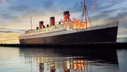 El 'Queen Mary', uno de los transatlánticos legendarios que aparecen en la exposición del Victoria & Albert Museum de Londres..