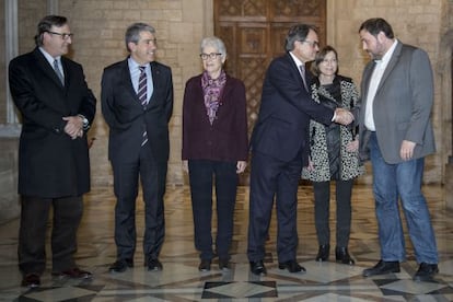 Mas i Junqueras, acordant la convocat&ograve;ria d&#039;eleccions, el passat gener.