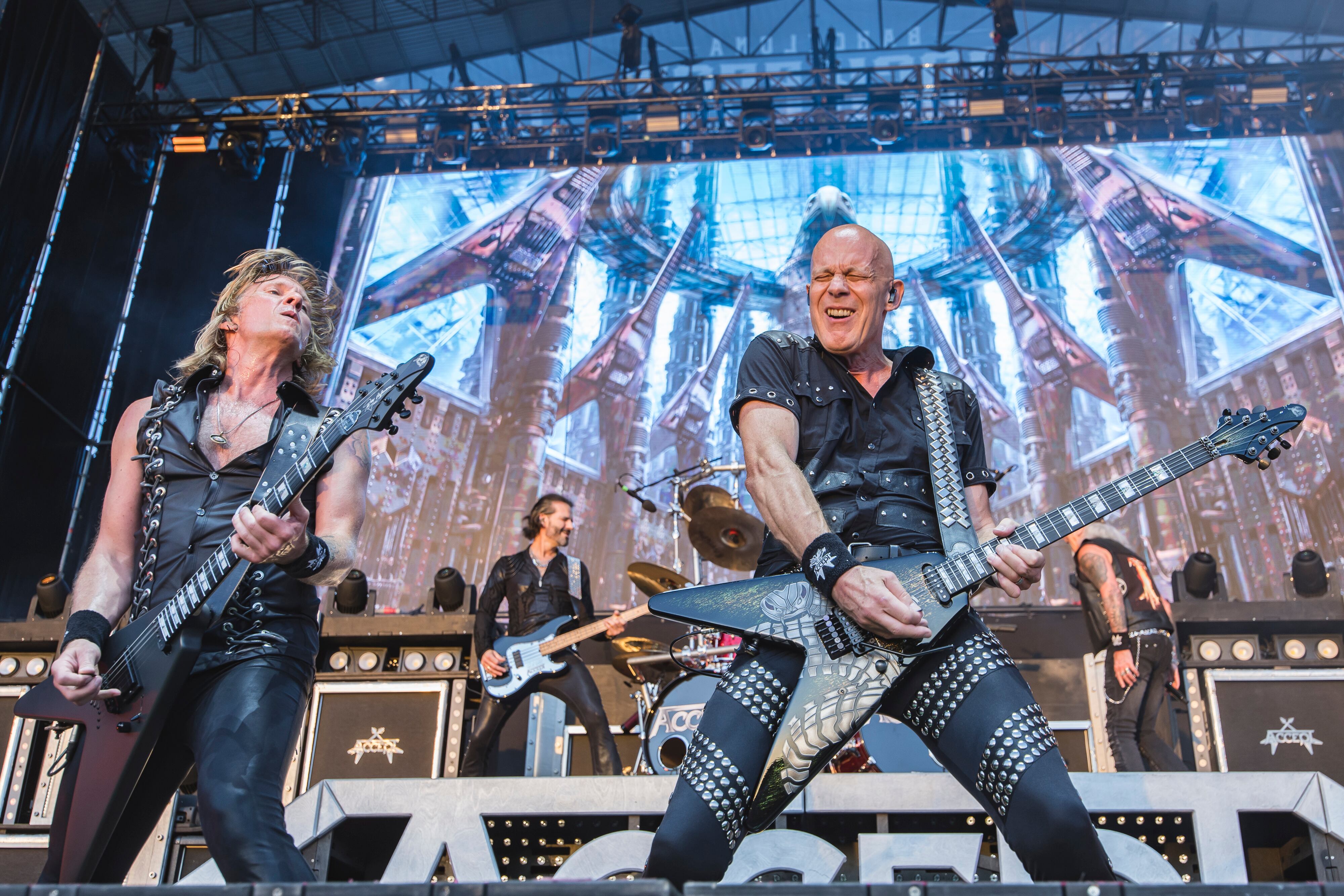 Asaltan el camión de la banda heavy Accept tras el Barcelona Rock Fest y roban una guitarra de “enorme valor sentimental”