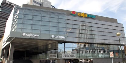 Edificio de Cajamar en el Paseo de la Castellana de Madrid.