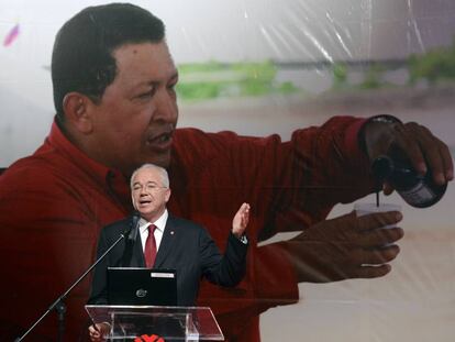 El exministro de Petróleo de Venezuela Rafael Ramírez, durante un discurso en la sede de PDVSA de Caracas, en mayo de 2013.