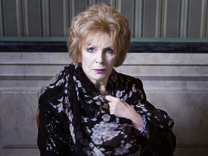 Edna O’Brien: “Ahora lo ‘cool’ es hacer desaparecer las emociones”