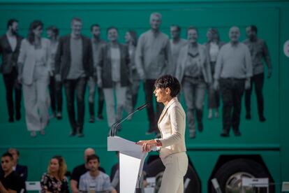 La dirigente de EH Bildu, Maddalen Iriarte, ha hecho una primera valoración de los resultados electorales de este domingo en la sede del partido en San Sebastián.