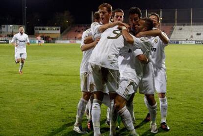 Los jugadores del Castilla, campeones de invierno.