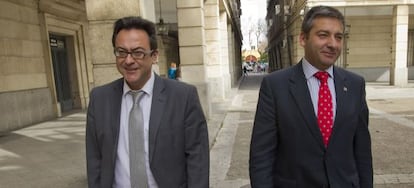 Los fiscales Manuel Fernández y Juan Enrique Egocheaga. 