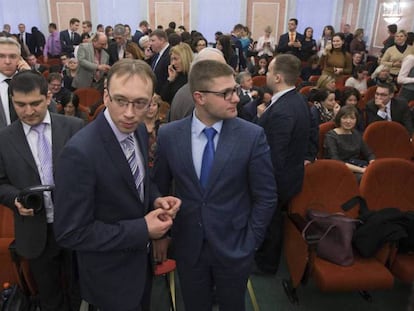 Miembros de los Testigos de Jehová esperaban en abril la sentencia del Tribunal Supremo ruso.