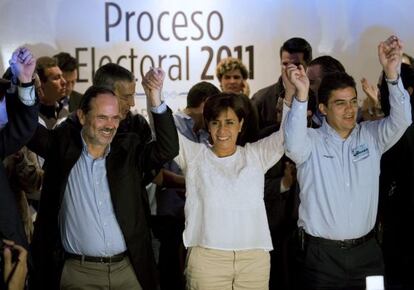 La candidata Luisa María Calderón celebra la victoria, al igual que el resto de partidos, pese a desconocer los resultados oficiales.