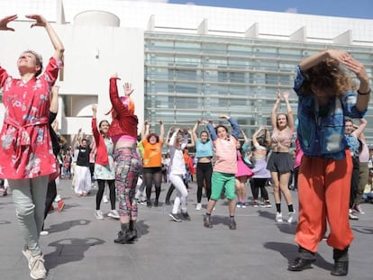 'Tothom balla',  el sábado en la plaza Dels Àngels de Barcelona. 