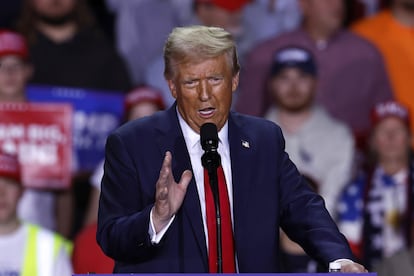 Donald Trump durante un mitin de campaña en Grand Rapids, Michigan (Estados Unidos), el pasado 4 de noviembre.