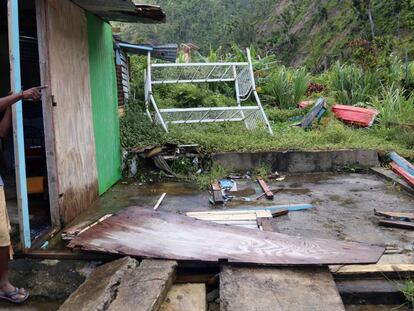 Destrozos dejados por el huracán María en Dominica en 2017.