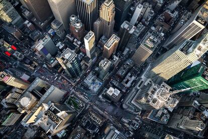 Rascacielos junto a Times Square, en Nueva York, desde un helicóptero.