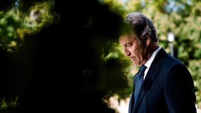 El presidente del Partido Popular, Alberto Núñez Feijóo, este lunes, en un acto de partido en Aranjuez.  Feijóo se escuda en un acto de Ayuso para no acudir a la apertura del Año Judicial con el fiscal general del Estado procesado