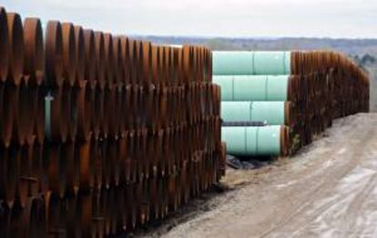 Imagen de materiales de construcción para el oleoducto Keystone XL. EFE/Archivo