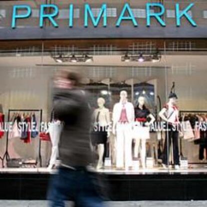 Primark advierte que el alza del precio del algodón y del IVA presiona sus márgenes