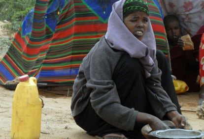 Una mujer somalí en un campo de refugiados en Kenia.