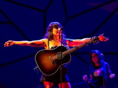 La cantante Eva Amaral, del grupo Amaral, durante el concierto de la segunda jornada del festival Sonorama Ribera de 2021.