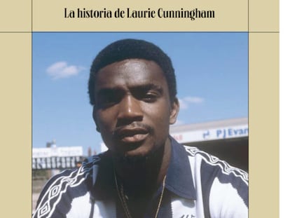 Portada de "Different Class: La historia de Laurie Cunningham", escrito por Dermont Kavanagh.