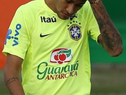 Neymar, durante el entrenamiento del viernes.