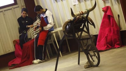 Interior de la escuela de tauromaquia Marcial Lalanda, que va a unificarse con la escuela de las Ventas en una sola, en la Venta del Batán.