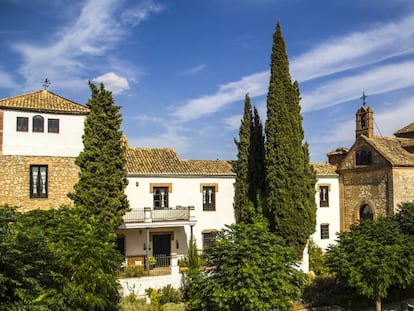 Exterior del Cortijo del Marqu&eacute;s, en Albolote (Granada).