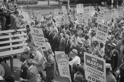 Rosa Parks, la "madre del Movimiento por los Derechos Civiles", inició la lucha por la igualdad en 1955, pero fue en 1968 cuando cristalizaron las protestas en favor de los derechos de los afroamericanos.