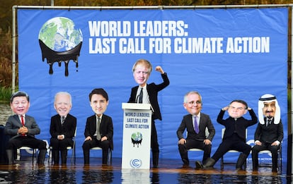 Protesto contra os líderes mundiais na COP26, entre eles o presidente do Brasil Jair Bolsonaro.