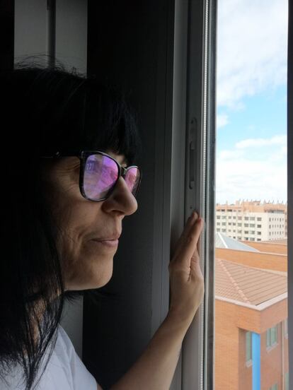 Montserrat Villanueva desde su casa en Alcorcón, Madrid.