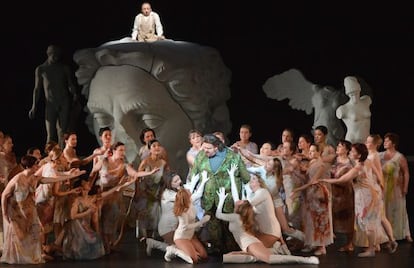 Un momento de la puesta en escena de la &oacute;pera &#039;Parsifal&#039;, estrenada en el Festival de Pascua de Salzburgo.