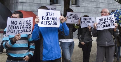 Concentración de la izquierda 'abertzale' este lunes en Alsasua (Navarra).