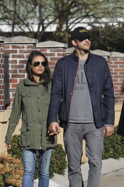 Los rumores sobre su boda fueron constantes desde que Ashton Kutcher y Mila Kunis empezaron su relacin. La actriz confirm su matrimonio con el tambin actor en un programa de televisin el a?o pasado.