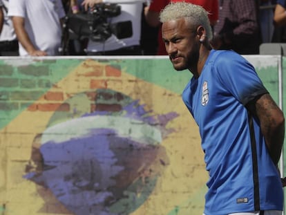 Neymar, durante um torneio de exibição no Brasil.