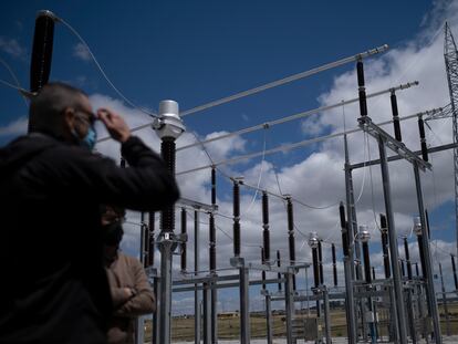 Subestación eléctrica en una planta fotovoltaica en Trujillo, Cáceres.