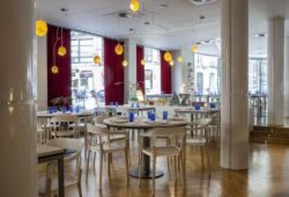 Sala del restaurante Al Trapo, en el hotel de Las Letras de Madrid.