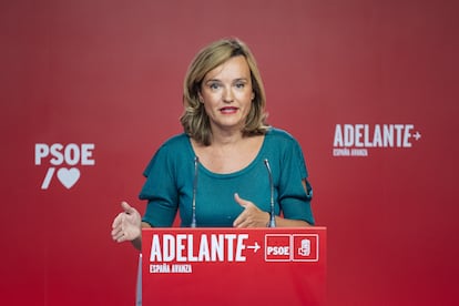 La portavoz del PSOE, Pilar Alegría, ofrece una rueda de prensa tras la reunión de la Comisión Ejecutiva Federal del PSOE, en la sede de Ferraz, a 30 de agosto de 2023, en Madrid .