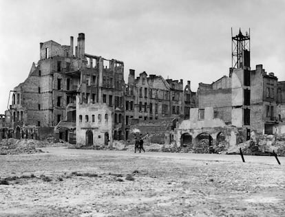 Vista de las ruinas de Gdansk tras la Segunda Guerra Mundial.