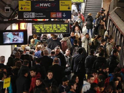 La estación de plaza de España, este lunes a primera hora.