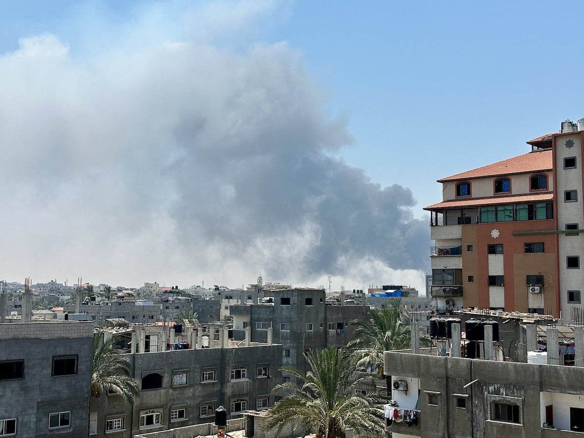 El ejército de Israel entra por vez primera por tierra en Deir al Balah, refugio de miles de personas en el centro de Gaza