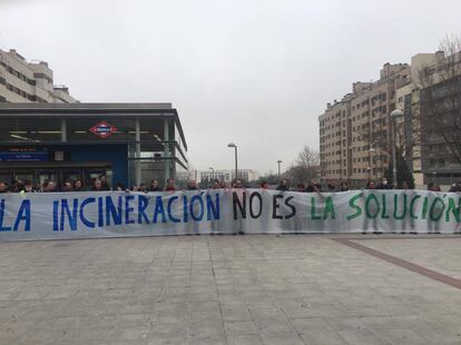 Marcha por el cierre de la incineradora de Valdemingómez en Vallecas.