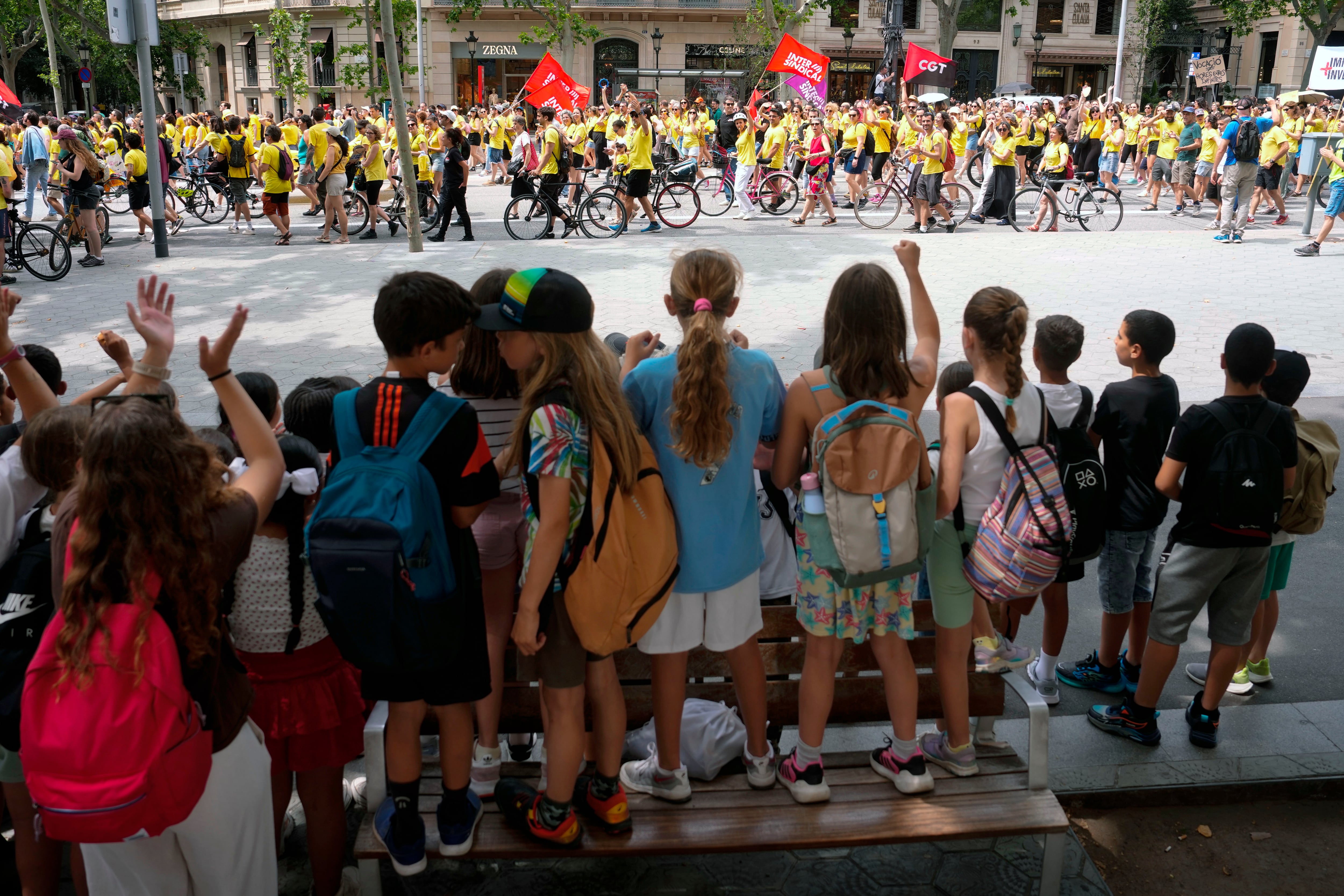 Los profesores catalanes convocan huelga para la visita del Papa en Barcelona