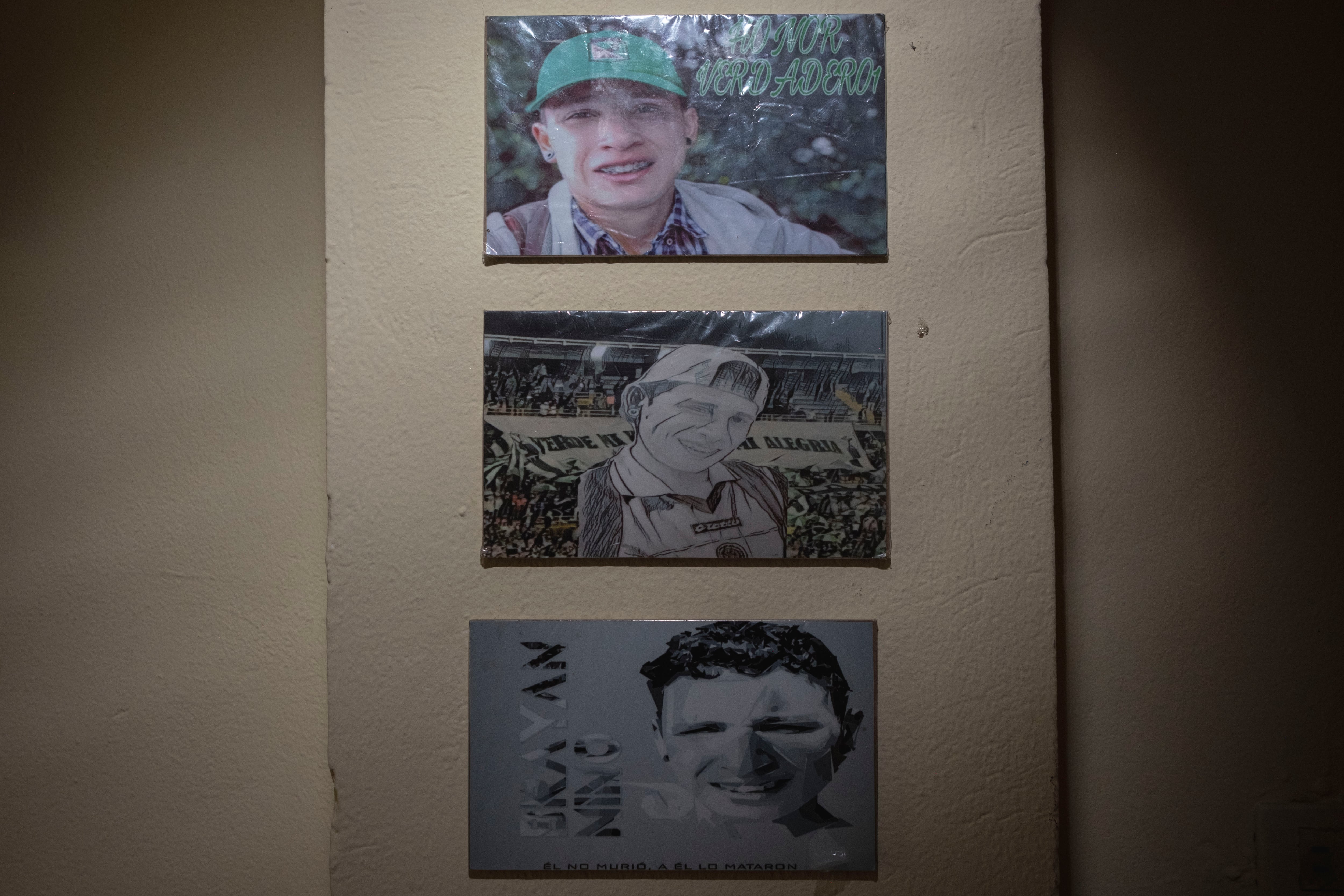 Fotografías de Brayan Niño en su casa en Madrid (Colombia).