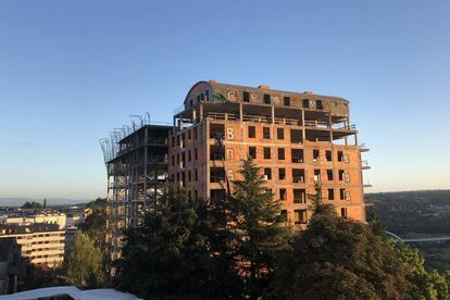 Torres abandonadas de O Garañón en Lugo.